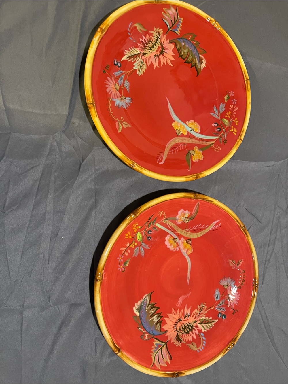 Tracy Porter Red and Gold Floral Dinner Plates (Set of 2)